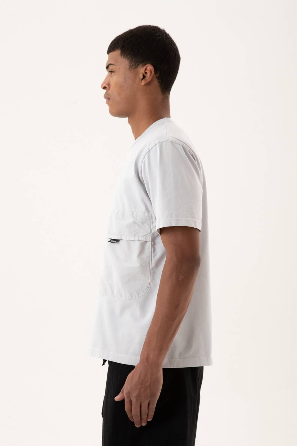 NemeN NMN_E23151T_216 [ASH JUMBO POCKET COMPACT TSHIRT] In Linea