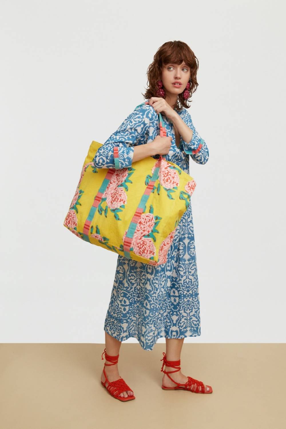 Lisa Corti kurta lunga damask design white blue 2025