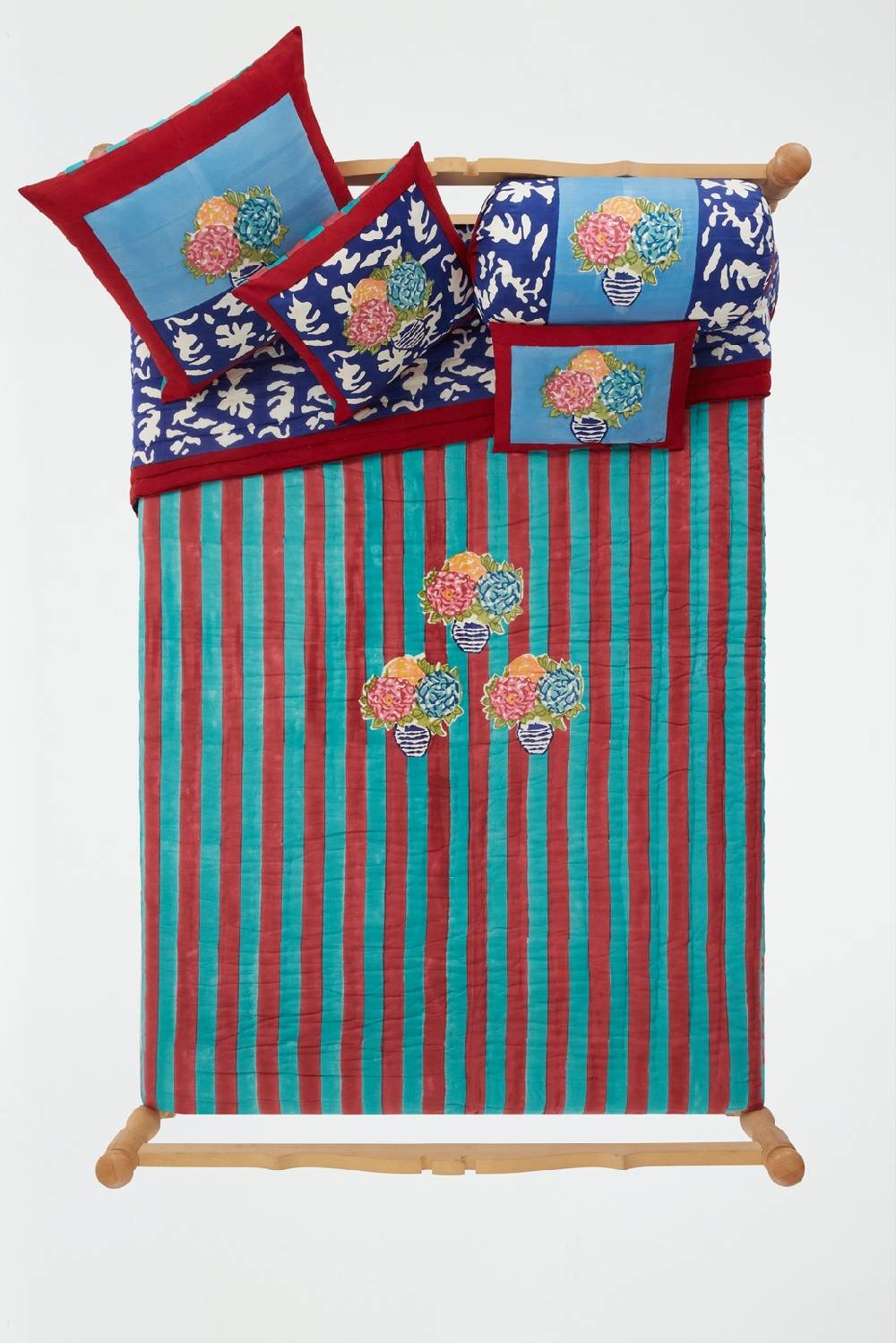 Lisa Corti trapunta reversibile 250x270cm lisa corti x la minervetta blue pot sky Ritorno libero