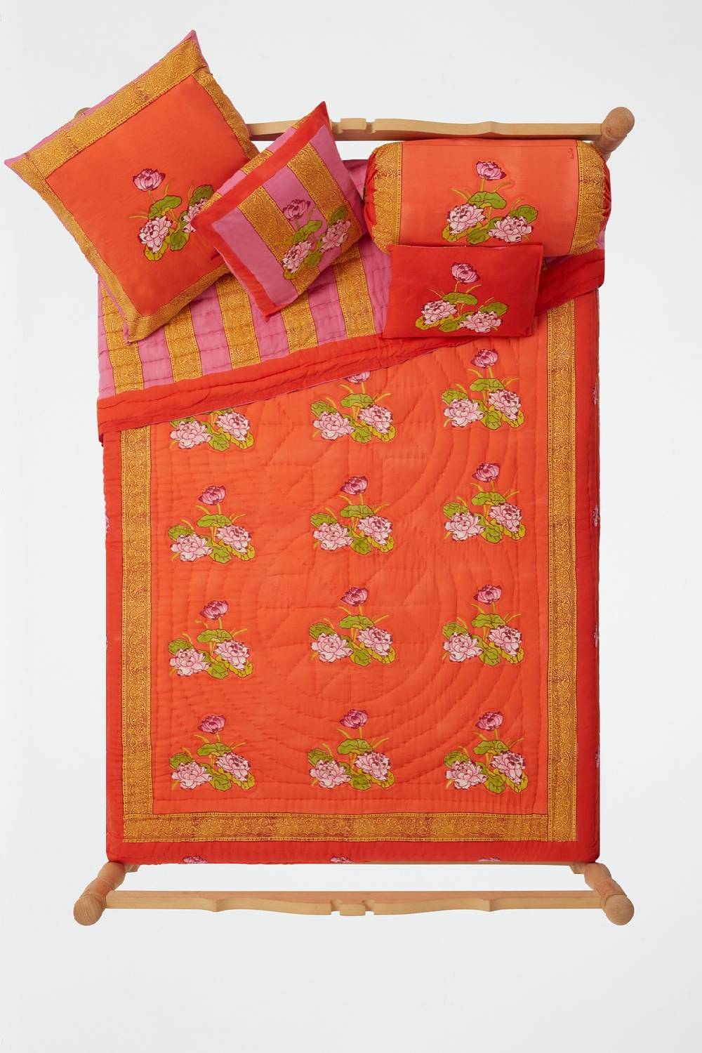 Lisa Corti trapunta reversibile 250x270cm tea flower red orange Promozione temporanea