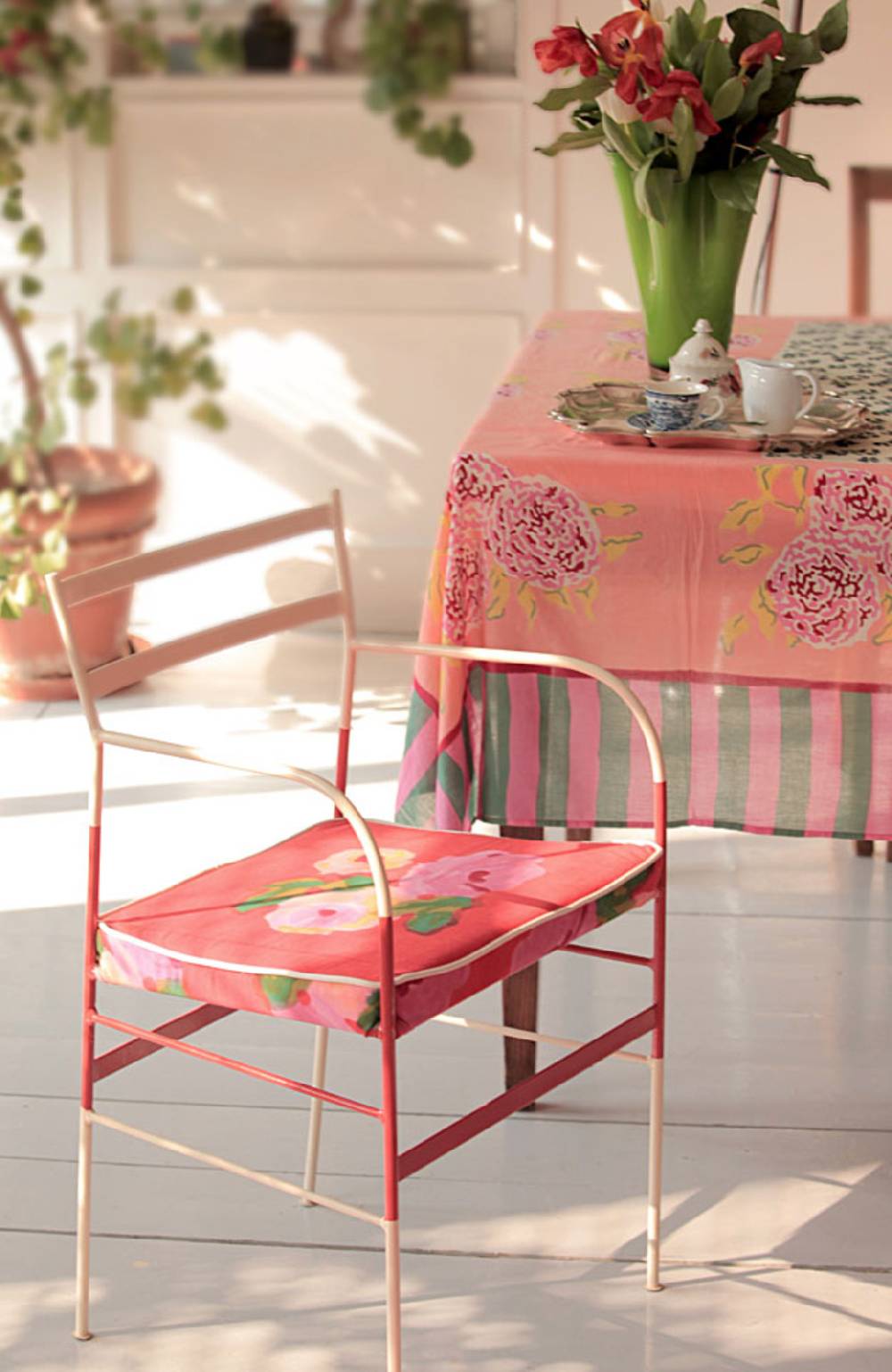 Lisa Corti tessuto nizam flower red Saldi Di Fabbrica