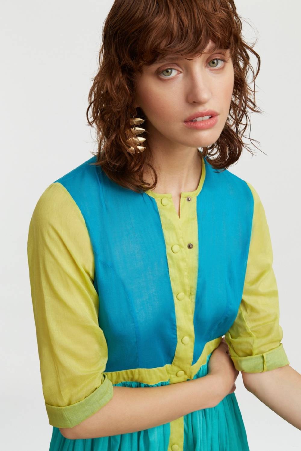 Lisa Corti caftano lungo aperto rainbow cobalt Fino al 55% di sconto