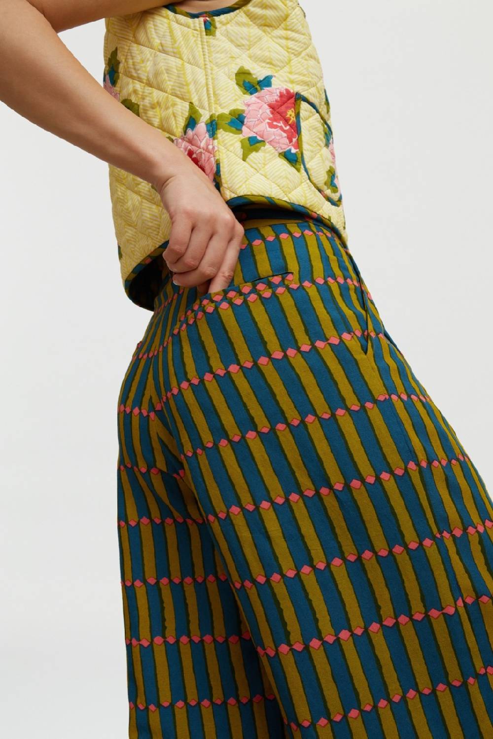 Lisa Corti pantalone theresa diamnod stripes acid green Esporta salva
