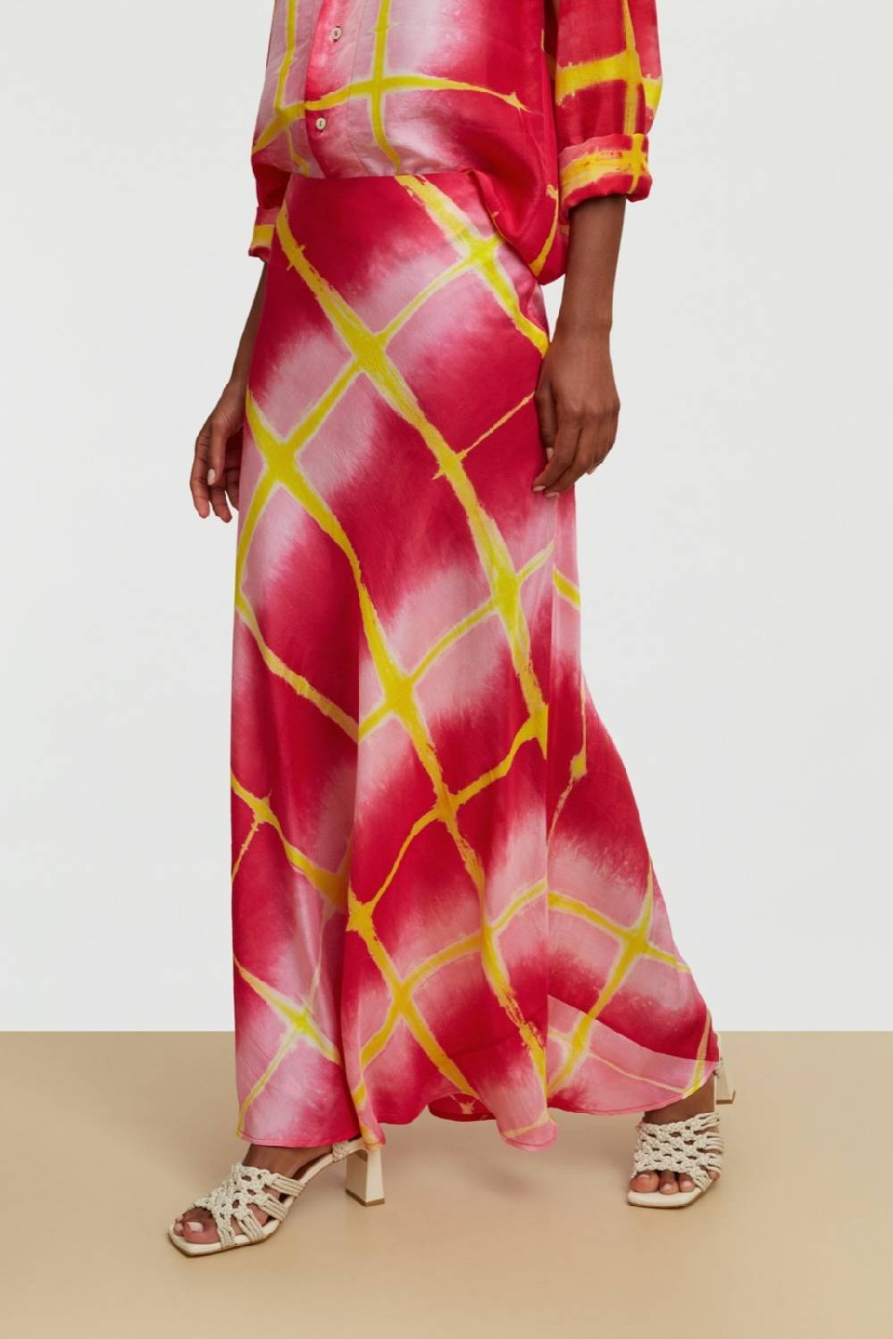 Lisa Corti gonna phaalko tangra pink
