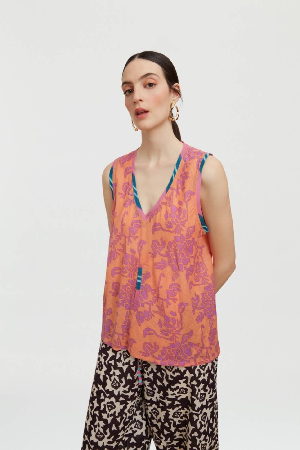 Lisa Corti top banyan tibet design peach