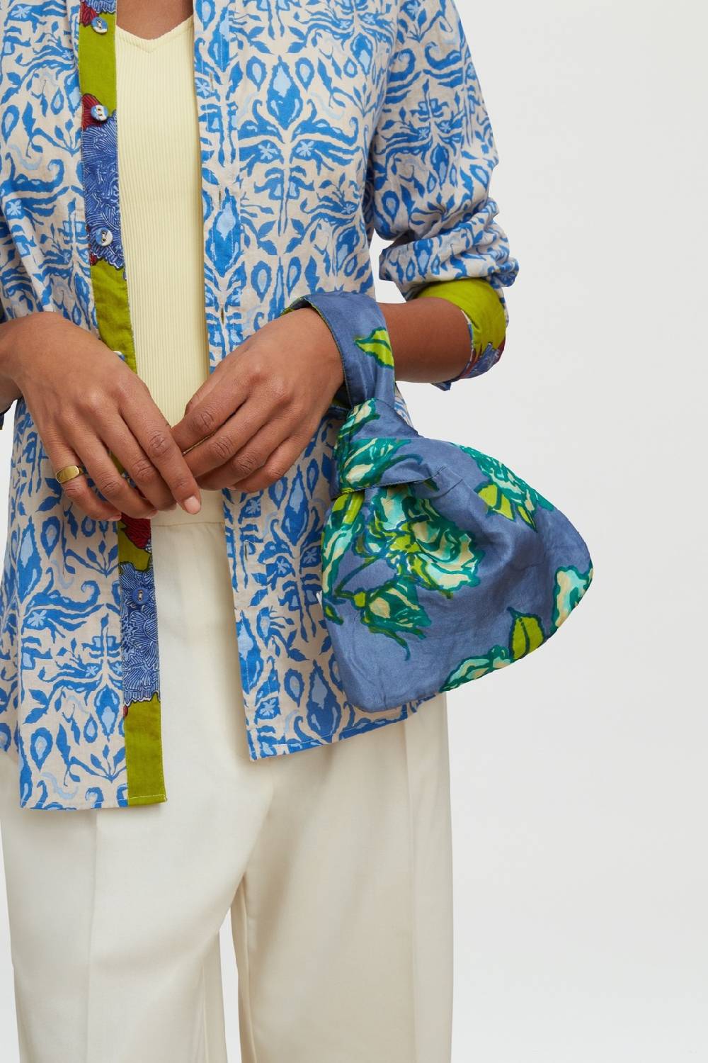 Lisa Corti borsa knot reversibile butterfly wing glicine Grandi sconti