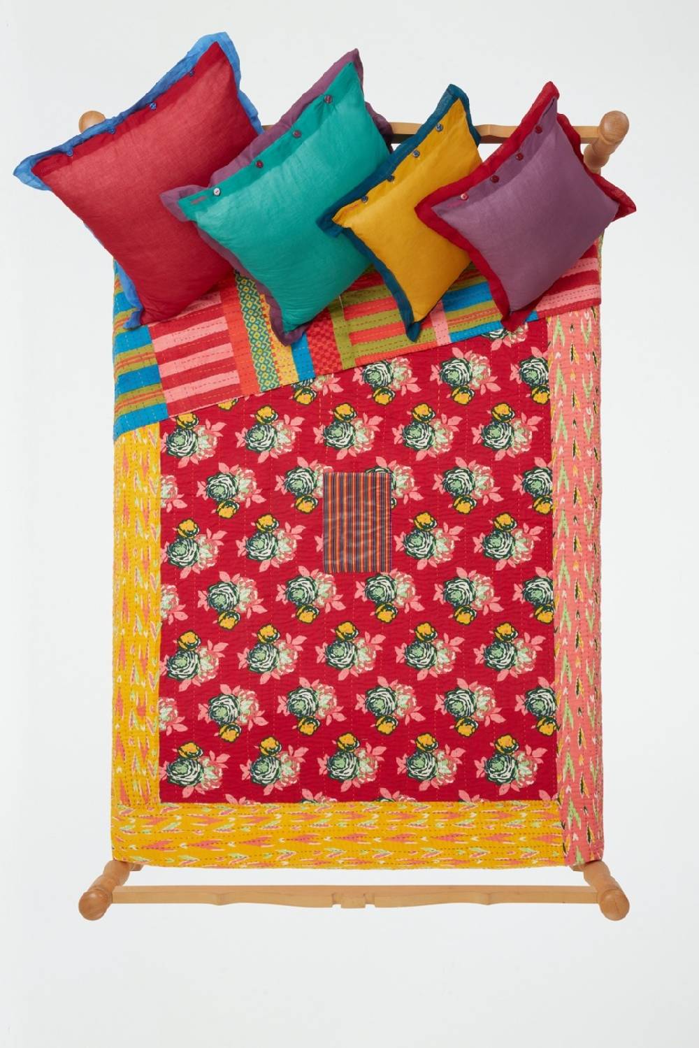 Lisa Corti copriletto reversibile gudri 220x250cm bold rose red Ultimi due giorni