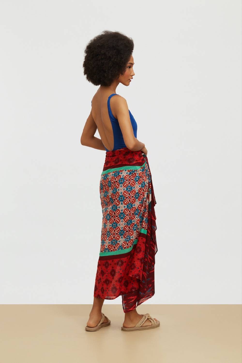 Lisa Corti pareo naga garden red Only for today