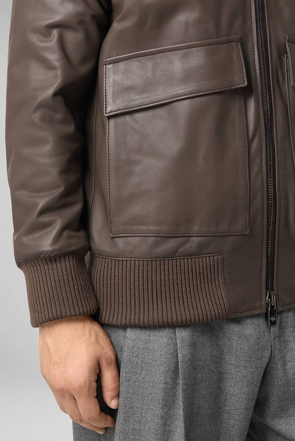 Pal Zileri Bomber in pelle modello Aviator 2025