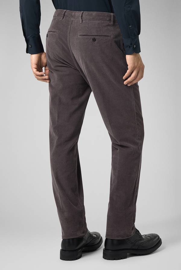 Pal Zileri Pantaloni chino tinti in capo in cotone corduroy Novità