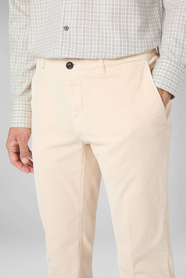 Pal Zileri Pantaloni chino tinti in capo in cotone corduroy Presa