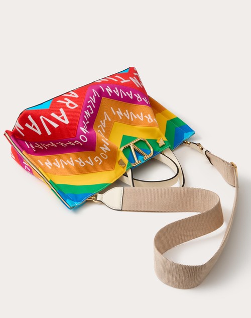 Red Valentino BORSA SHOPPING MEDIA VALENTINO GARAVANI ESCAPE IN CANVAS CON STAMPA CHEVRON24 I Più Venduti