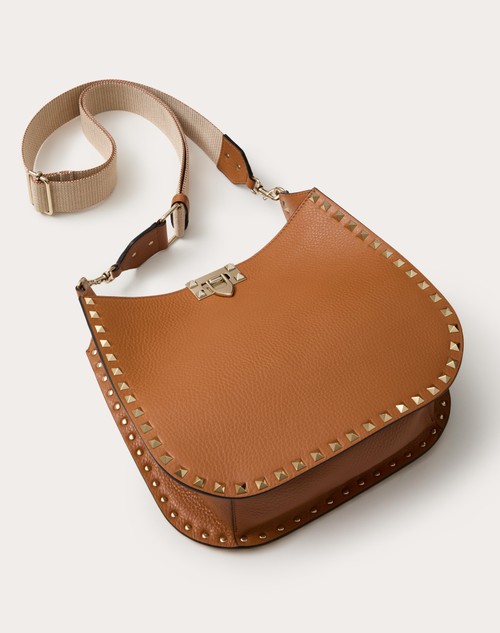 Red Valentino BORSA HOBO VALENTINO GARAVANI ROCKSTUD IN VITELLO GRANATO 2025