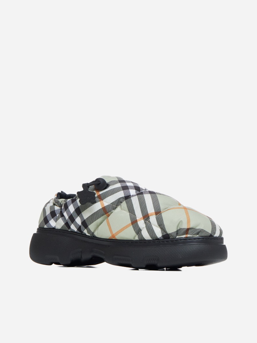 BURBERRY Slip-on Pillow in nylon check Saldi
