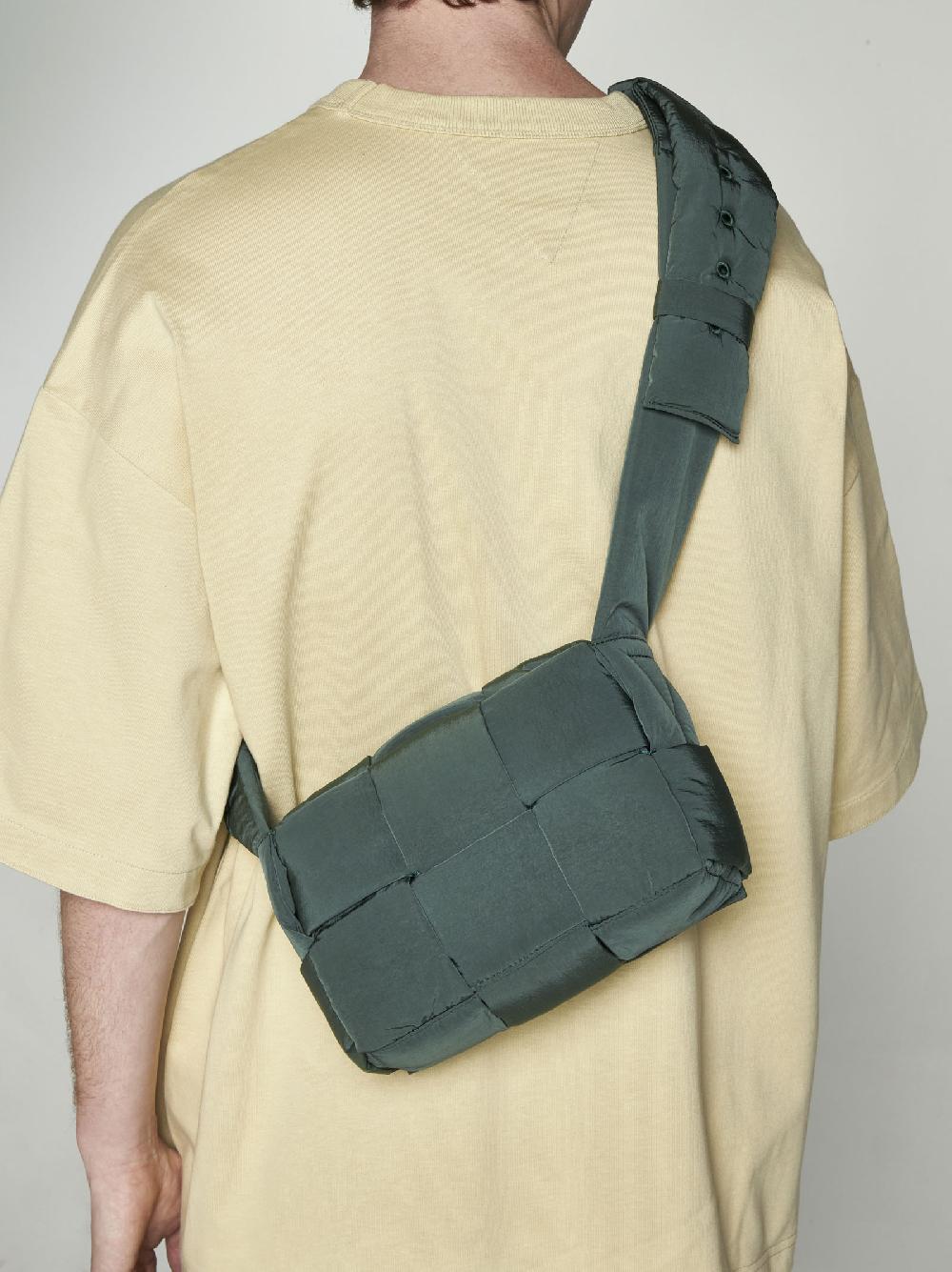 BOTTEGA VENETA Borsa Cassette piccola in nylon Intreccio Promozione Limitata