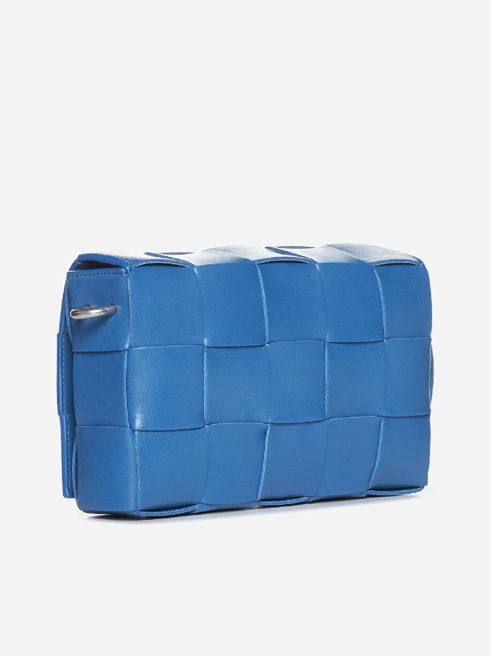 BOTTEGA VENETA Borsa Cassette On Strap in pelle Intrecciato Affare Del Giorno