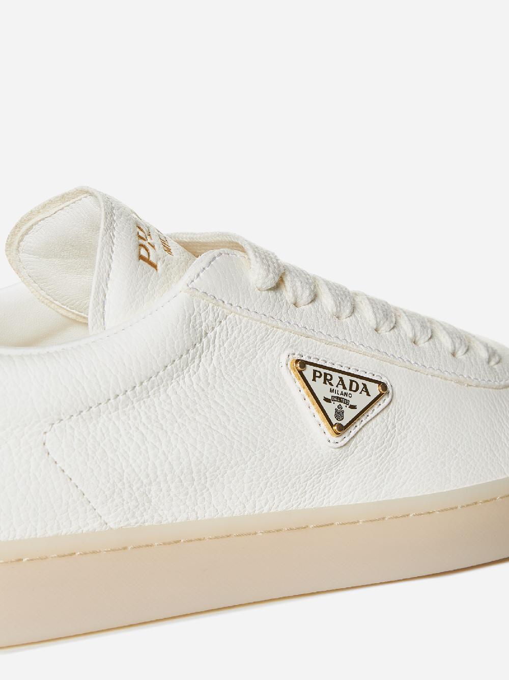 PRADA Sneakers in pelle con placca-logo Presa