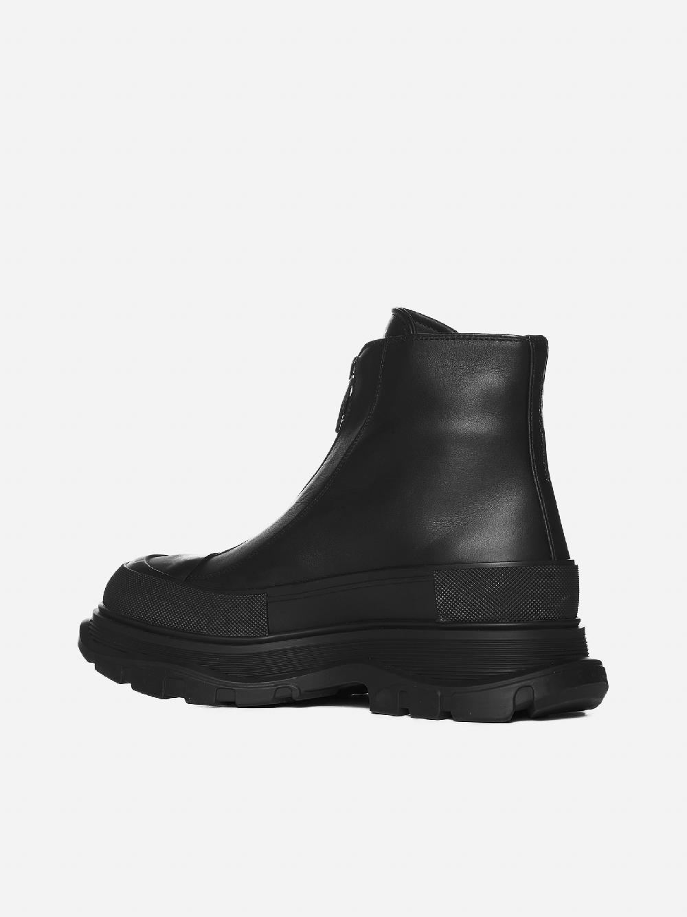 ALEXANDER MCQUEEN Stivaletti Tread Slick in pelle nera I Più Venduti