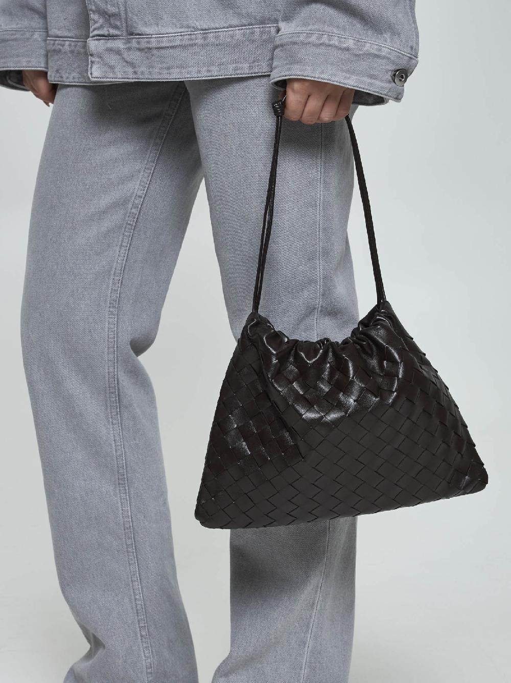 BOTTEGA VENETA Borsa Dustbag media in pelle Intrecciato In Vendita