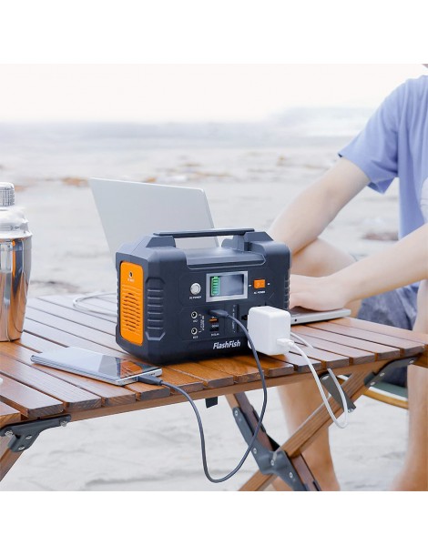 FlashFish E200 151WH/200W Stazione di Alimentazione Portatile con 7 Porte di Ricarica Solare/AC/Spina Auto Italia