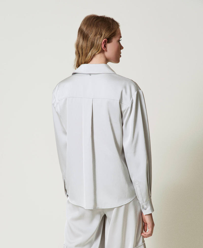Scee by twin set Camicia in raso con bottone gioiello Pezzi Unici