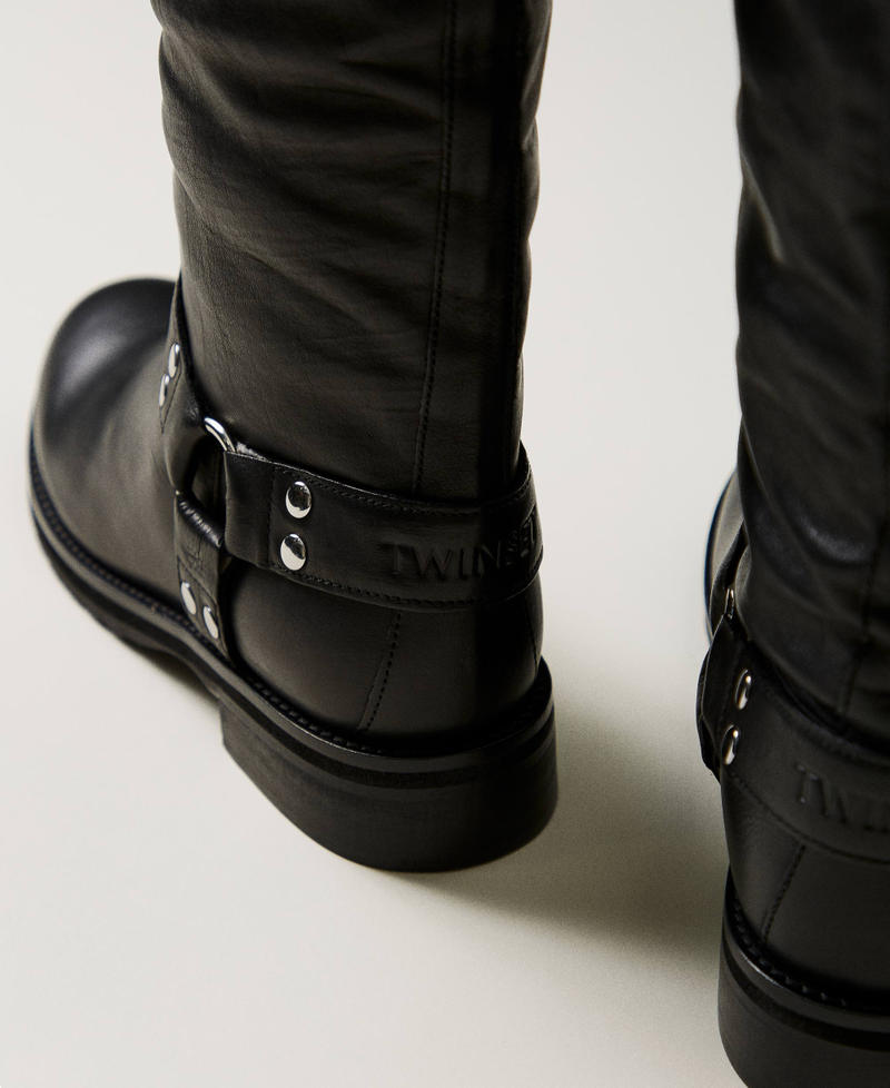 Scee by twin set Stivali biker 'Darcy' in pelle con cinturini Saldi