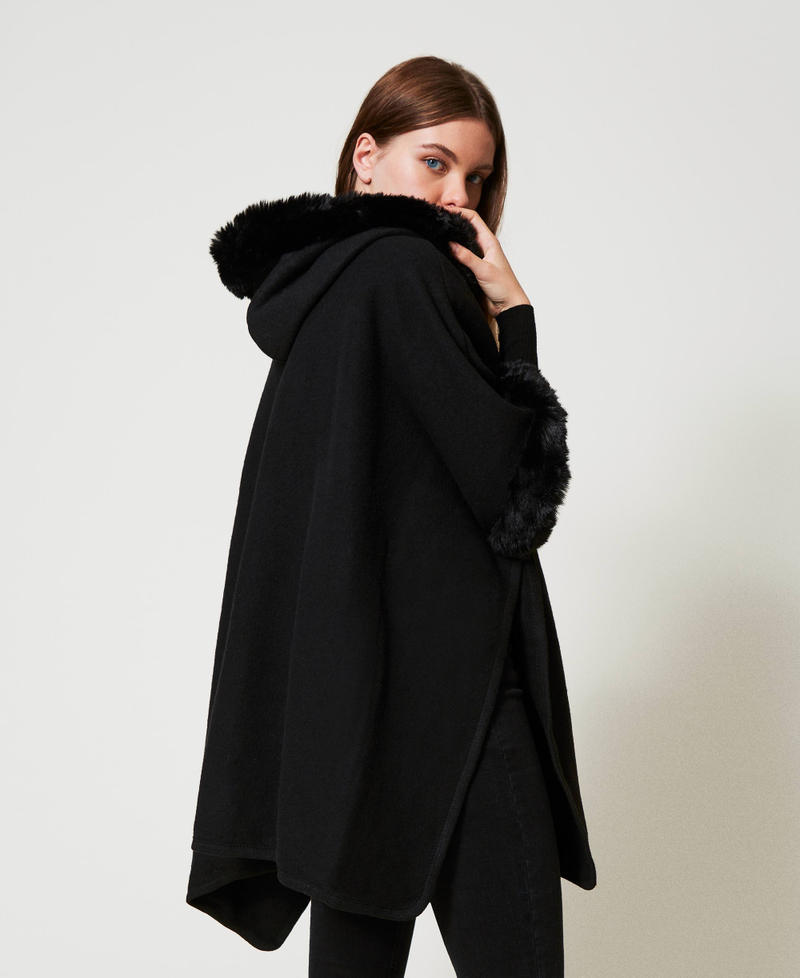 Scee by twin set Poncho in panno e faux fur Affare Del Giorno
