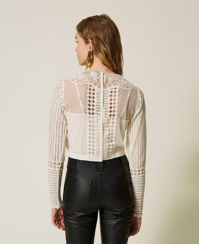 Scee by twin set Blusa in mussola con pizzo e ricami Promozione
