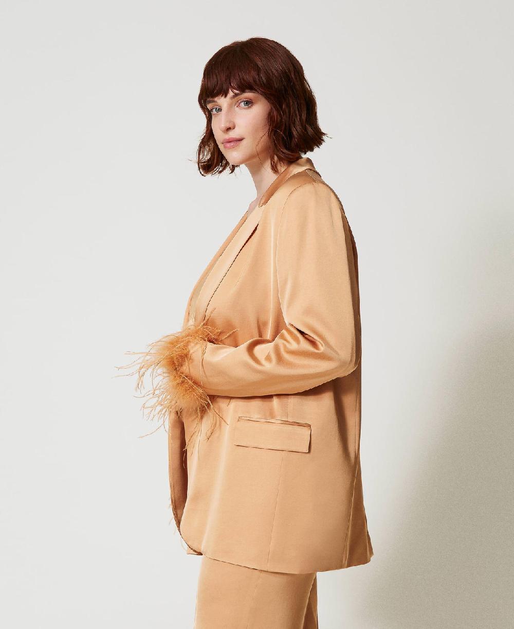 Scee by twin set Giacca blazer in raso con piume Economico