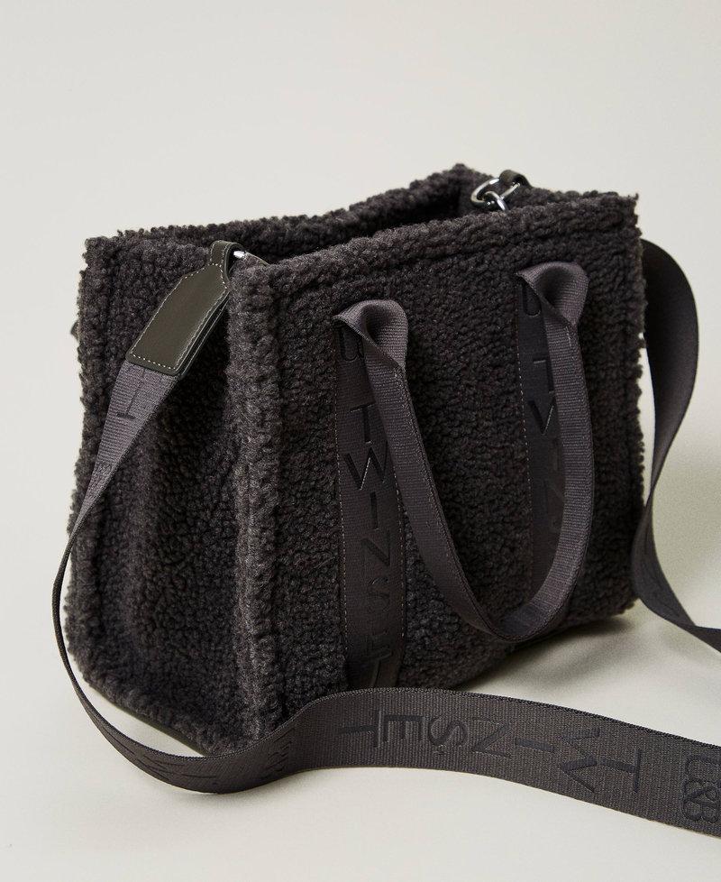 Scee by twin set Borsa shopper in faux fur effetto furry Offerta