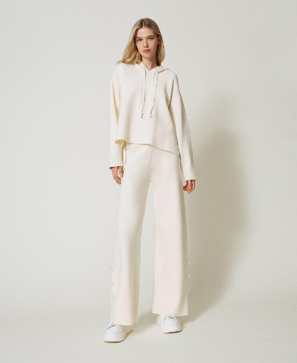 Scee by twin set Pantaloni wide leg in maglia con perle Offerta