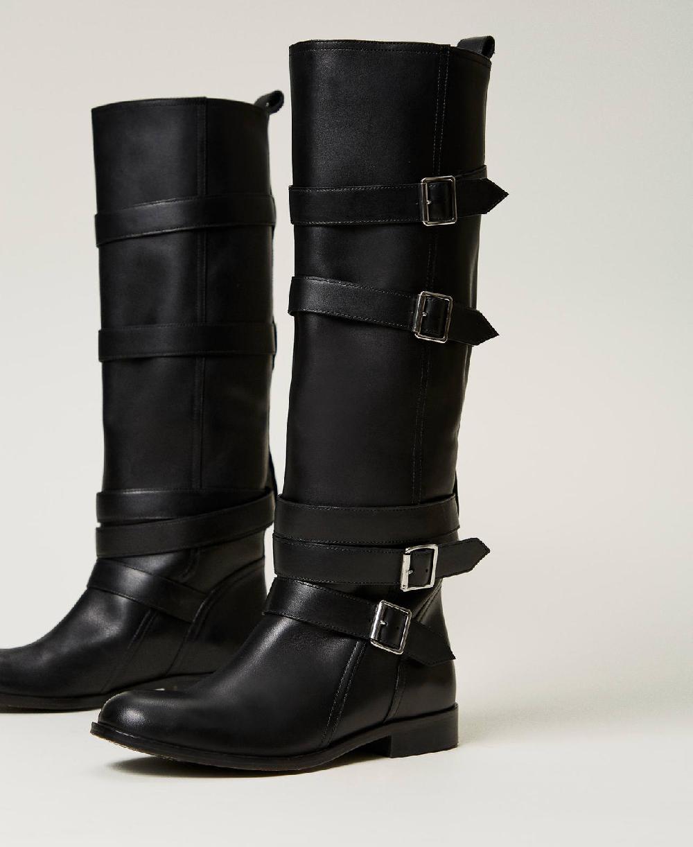 Scee by twin set Stivali in pelle con cinturini Nuova