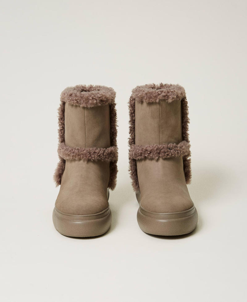 Scee by twin set Stivaletti con dettagli in faux fur Italia