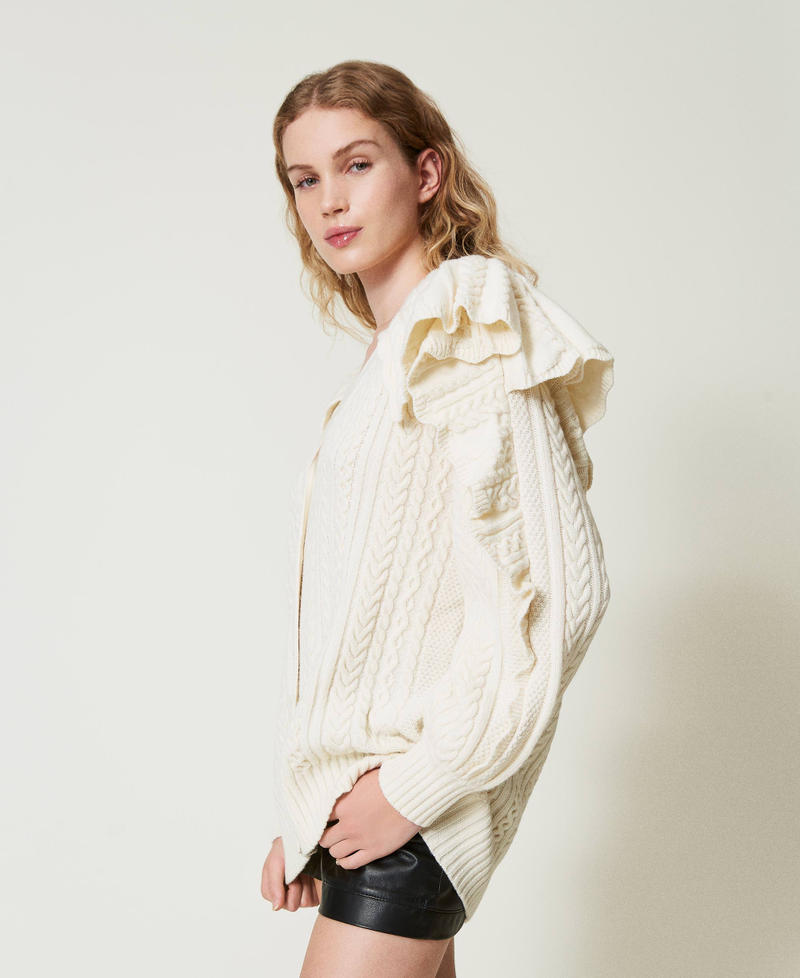 Scee by twin set Cardigan in misto lana con volant Convenienza