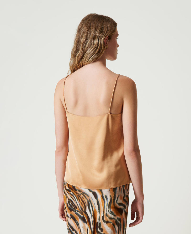 Scee by twin set Top in raso con scollo dritto Promozione
