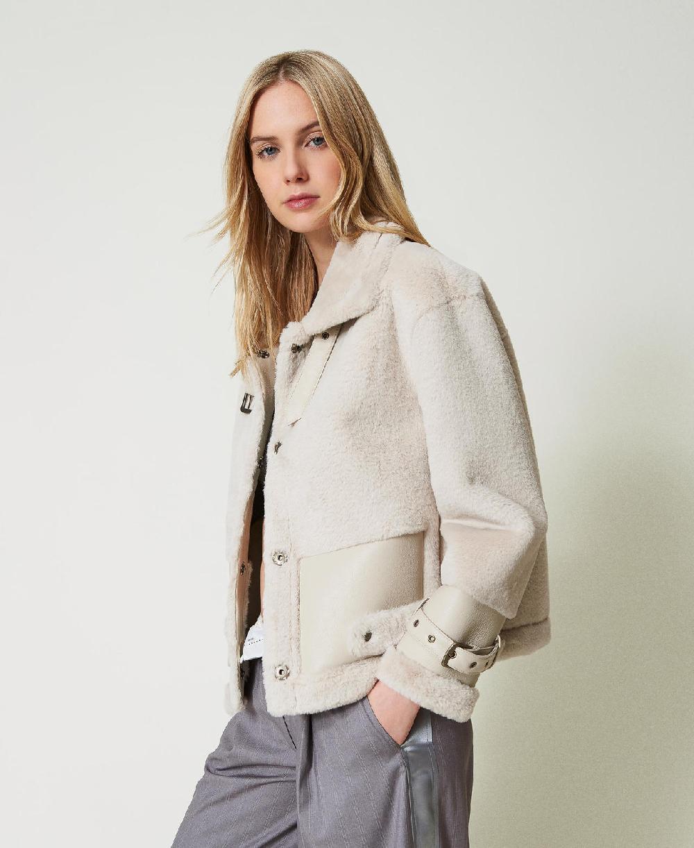 Scee by twin set Giacca in faux fur con cinturini Officina