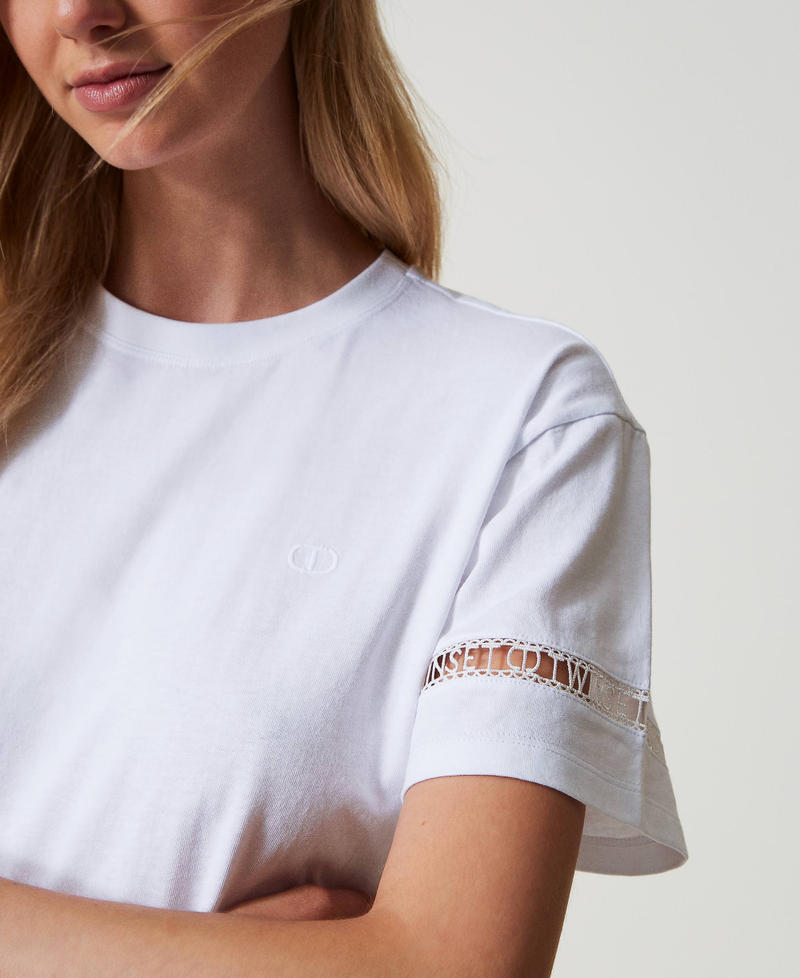 Scee by twin set T-shirt regular con logo ricamato Sconto