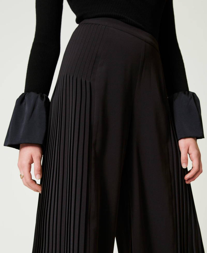 Scee by twin set Pantaloni a palazzo in georgette plissé Offerta San Valentino
