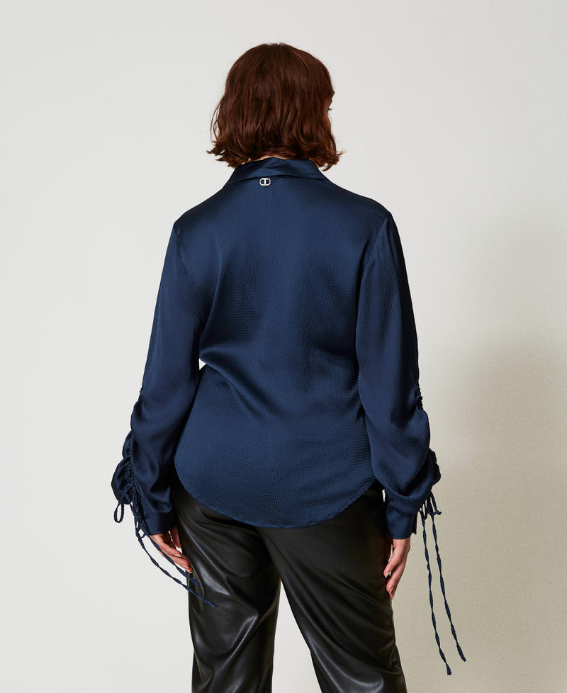 Scee by twin set Camicia in raso martellato con oblò Offerte