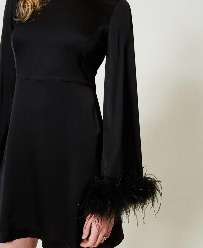Scee by twin set Abito corto in raso con piume Ritorno libero