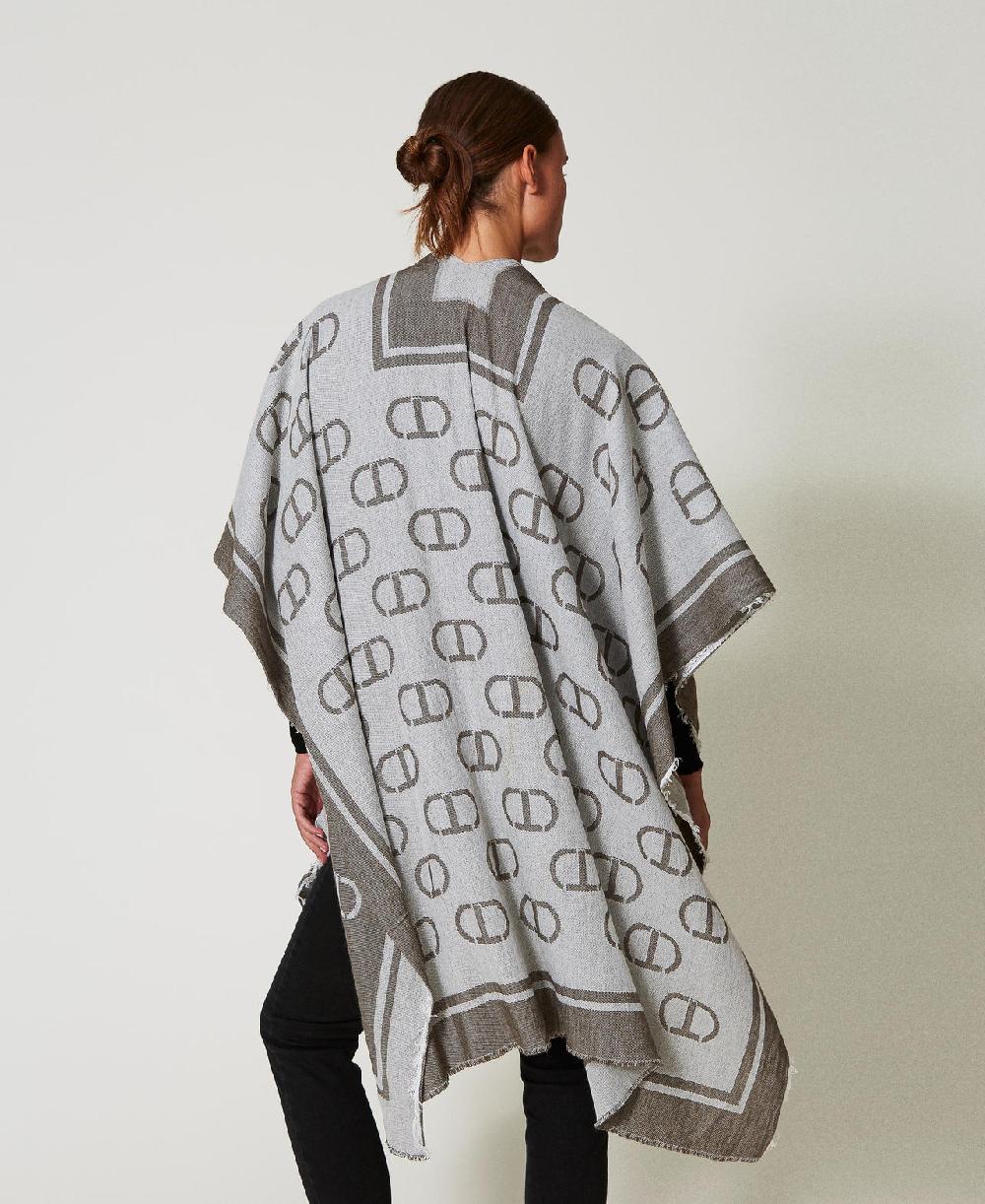 Scee by twin set Poncho jacquard con Oval T Promozione temporanea