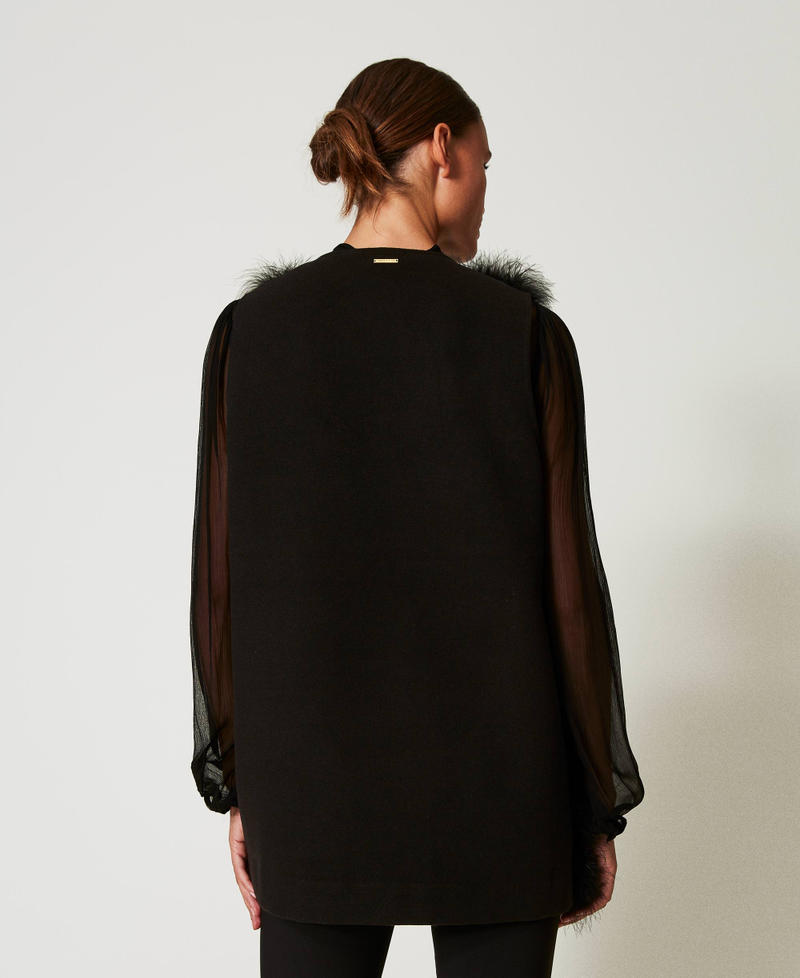 Scee by twin set Gilet con piume Limitato a 3 giorni