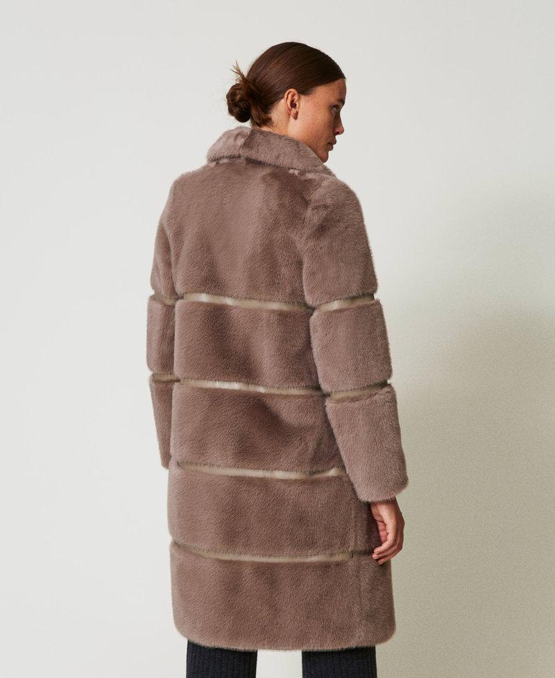 Scee by twin set Cappotto in faux fur con intarsi Convenienza