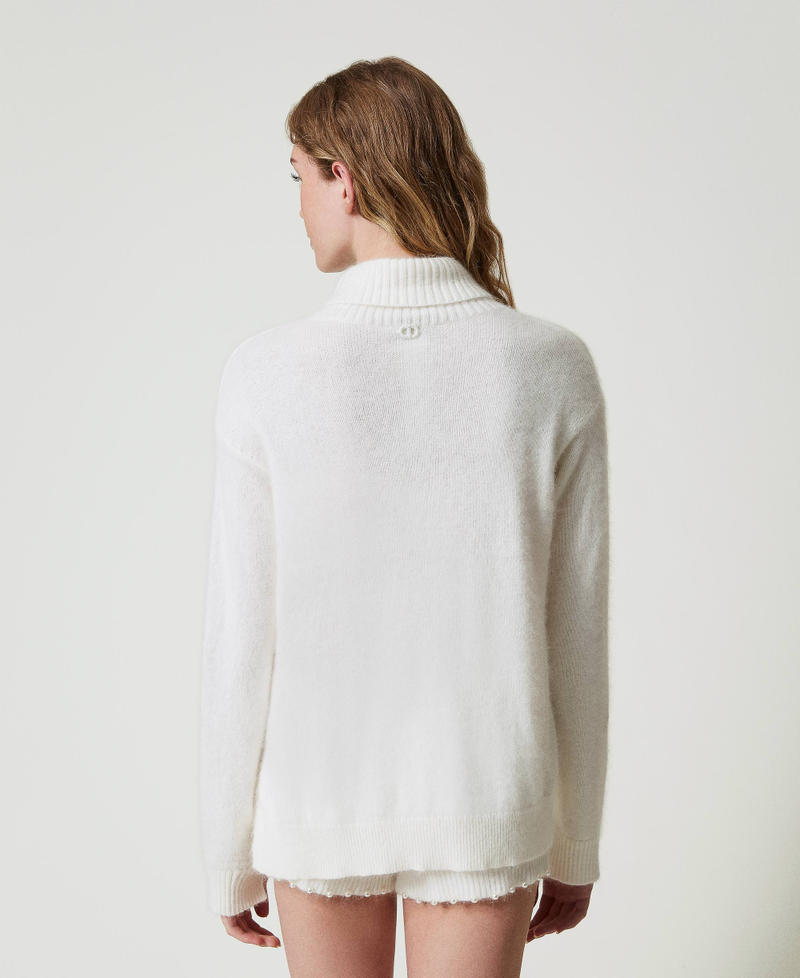 Scee by twin set Maglia dolcevita in misto angora con perle Outlet