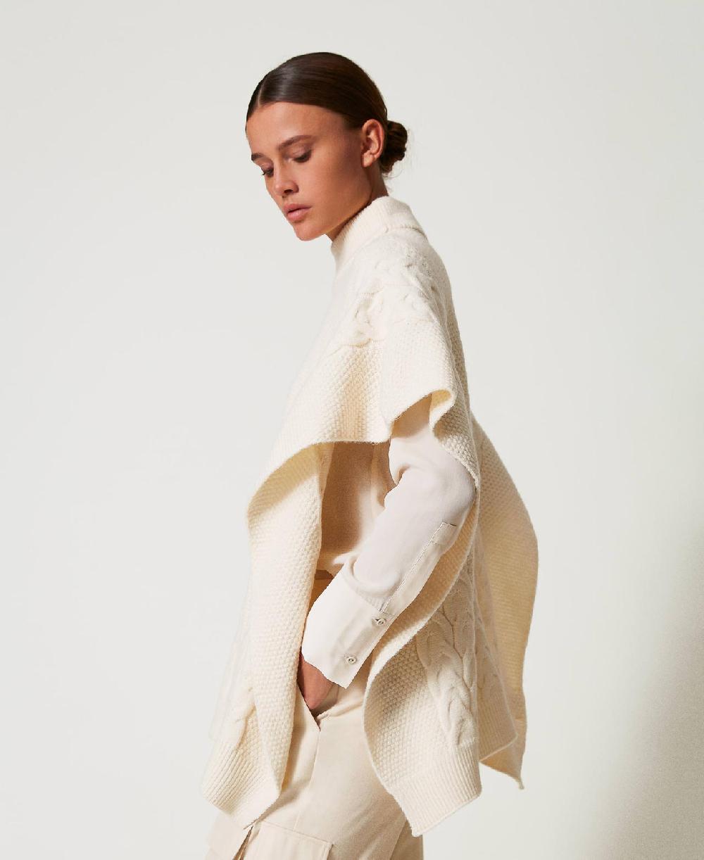 Scee by twin set Poncho in maglia con trecce Offerta esclusiva