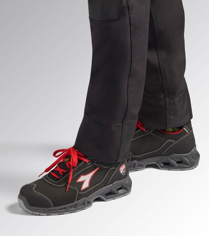 Utility Diadora SHARK ENGINE LOW S3S FO SR ESD Scarpa antinfortunistica bassa Acquista Ora