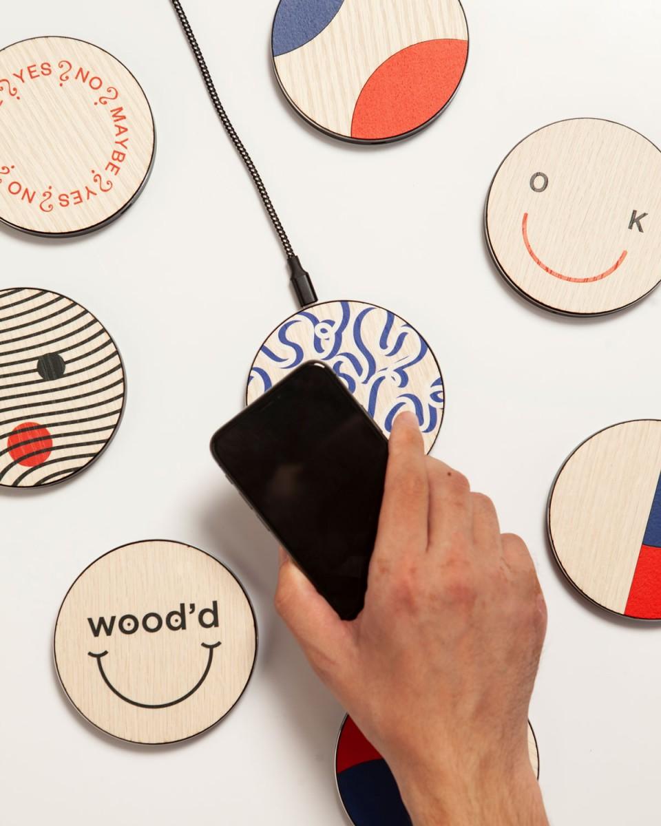 Wood'd Charger Happy Sad Italy