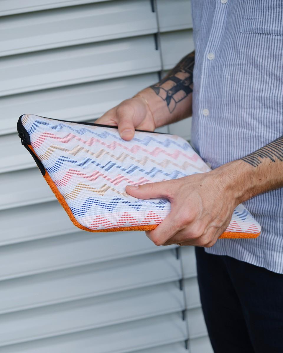 Wood'd Patch Orange Macbook Case Sostegno trimestrale