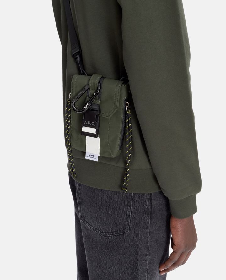A.P.C. TRACOLLA POUCH TREK Affare Del Giorno