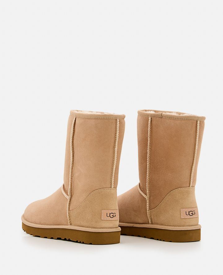 Ugg W CLASSIC SHORT II Prezzo basso